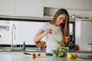 Como manter uma alimentação equilibrada no verão