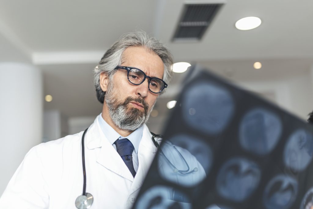 Medico Neurologista Raio x