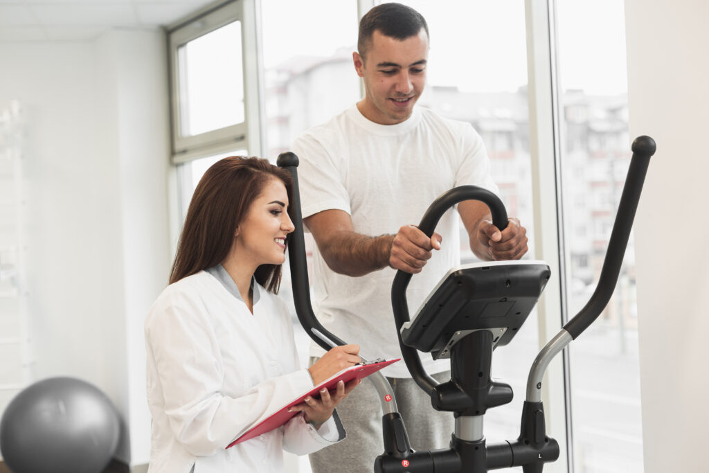 CPK alto após treino intenso: quando repetir o exame 1 CPK alto após treino intenso