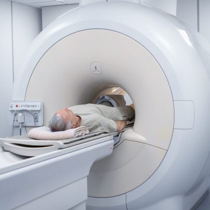 Ressonancia-Magnetica-o-que-e-e-para-que-serve-exames-de-imagem-UMCenter-2048x1365